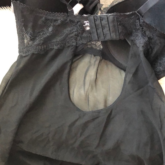 Woman’s Intimates - Picture 4 of 6